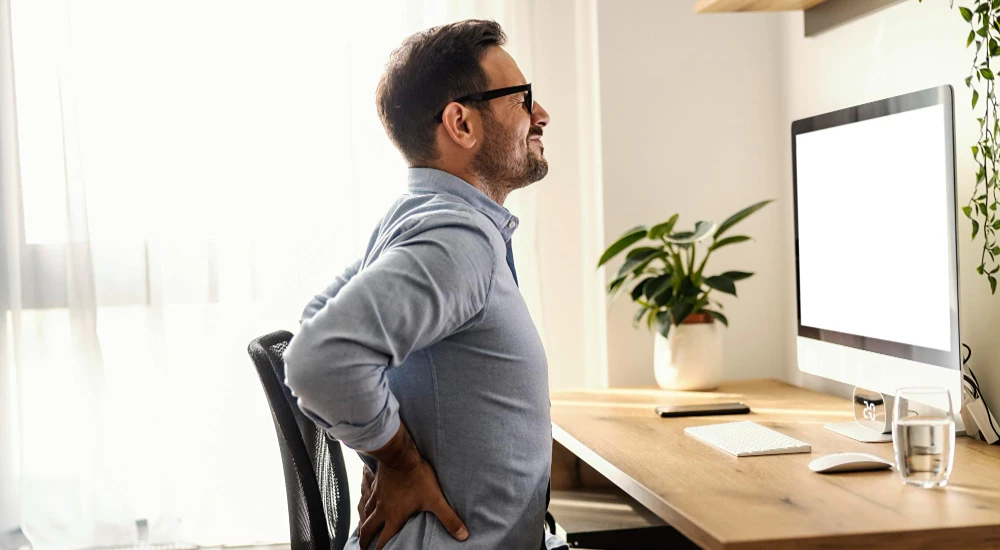 back pain while sitting